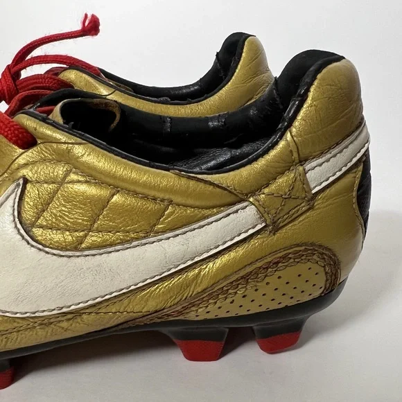 2009 Nike Ronaldinho Dois FG 324761 712 Gold Black Soccer Cleats Men’s Sz 7.5